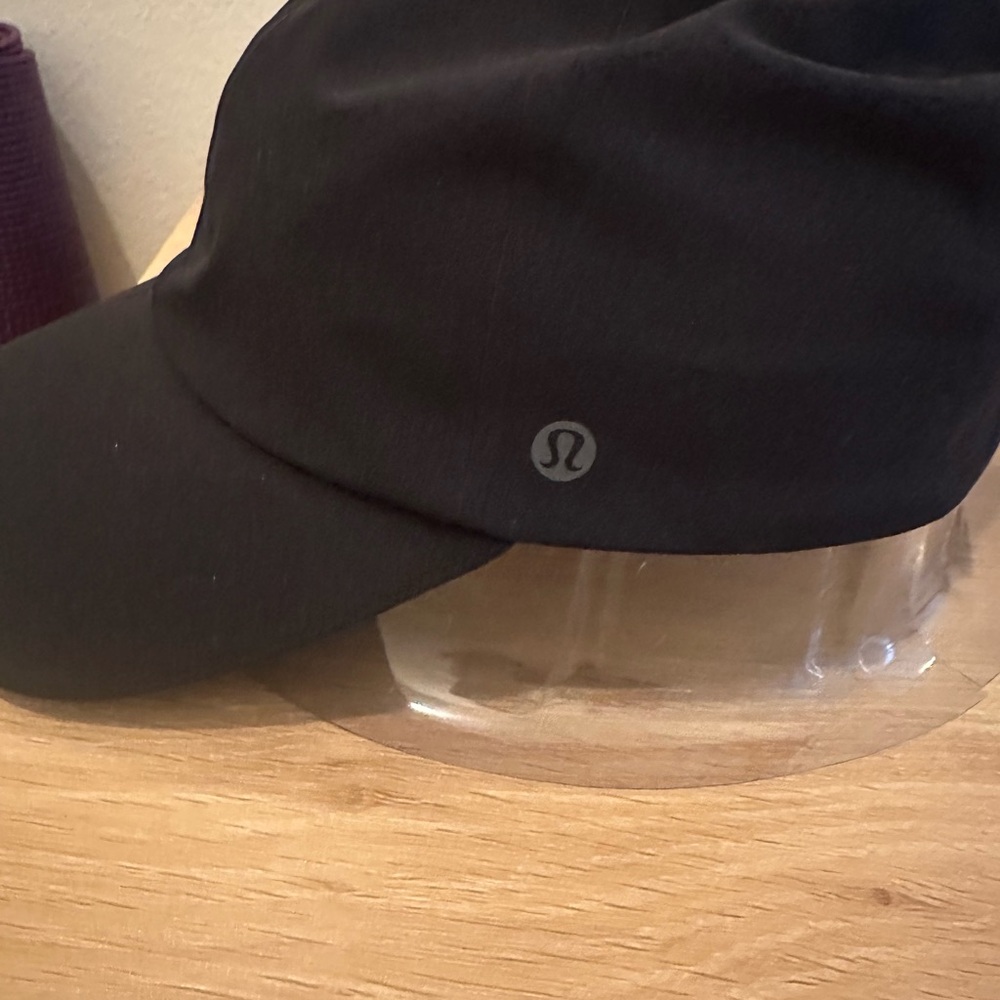 Lululemon Black and Gray Athletic Cap